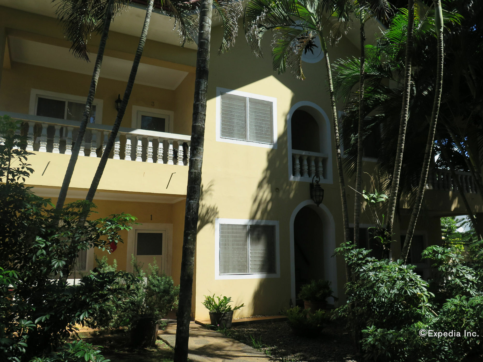 Sun Apartelle Panglao Island Exterior photo
