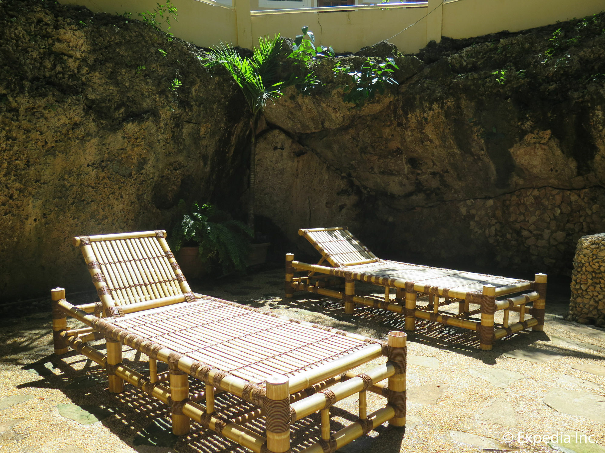 Sun Apartelle Panglao Island Exterior photo